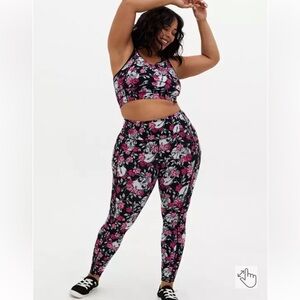 192 Torrid Active TRU Black Pink Skull Floral Full Length Leggings Athleisure